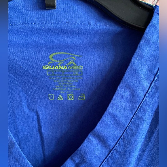 IGUANA MED SCRUB TOP STRETCH BLUE SCRUBS TOP S IGUANAMED SCRUBS 🦎 - Picture 10 of 15